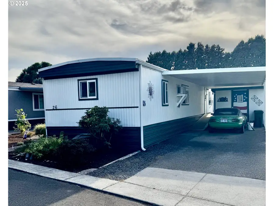 1225 W 10th Ave #26, Junction City, OR 97448 - Image #2