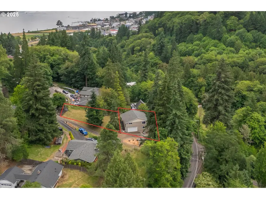 30062 Maple Dr, Rainier, OR 97048 - Image #3