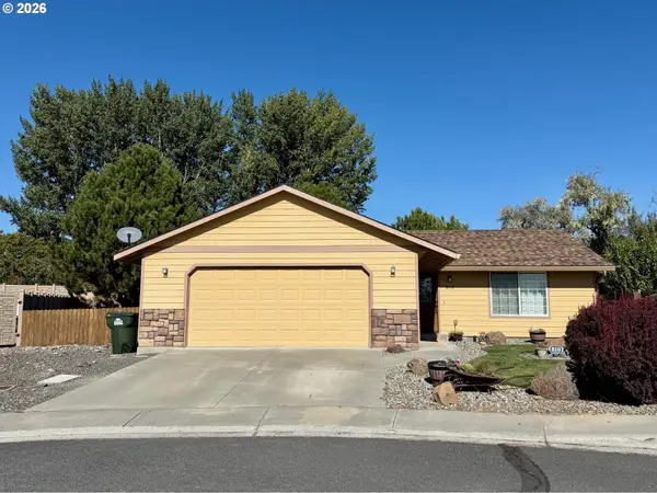 810 N Earl Ct, Stanfield, OR 97875