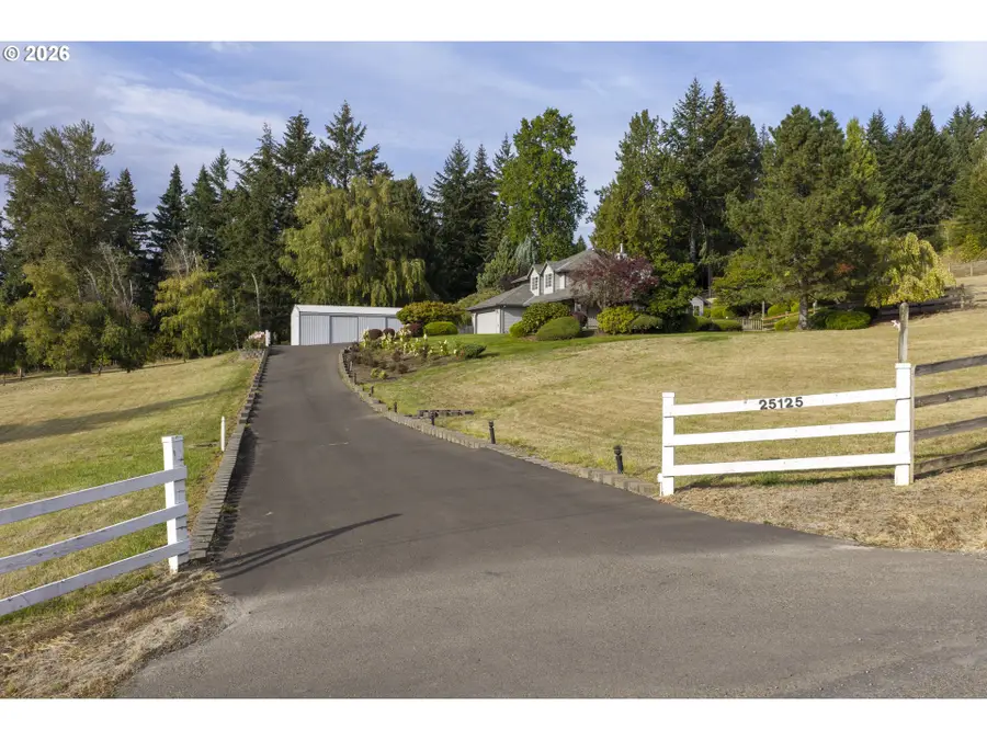 25125 SE Henningsen Rd, Damascus, OR 97089 - #3