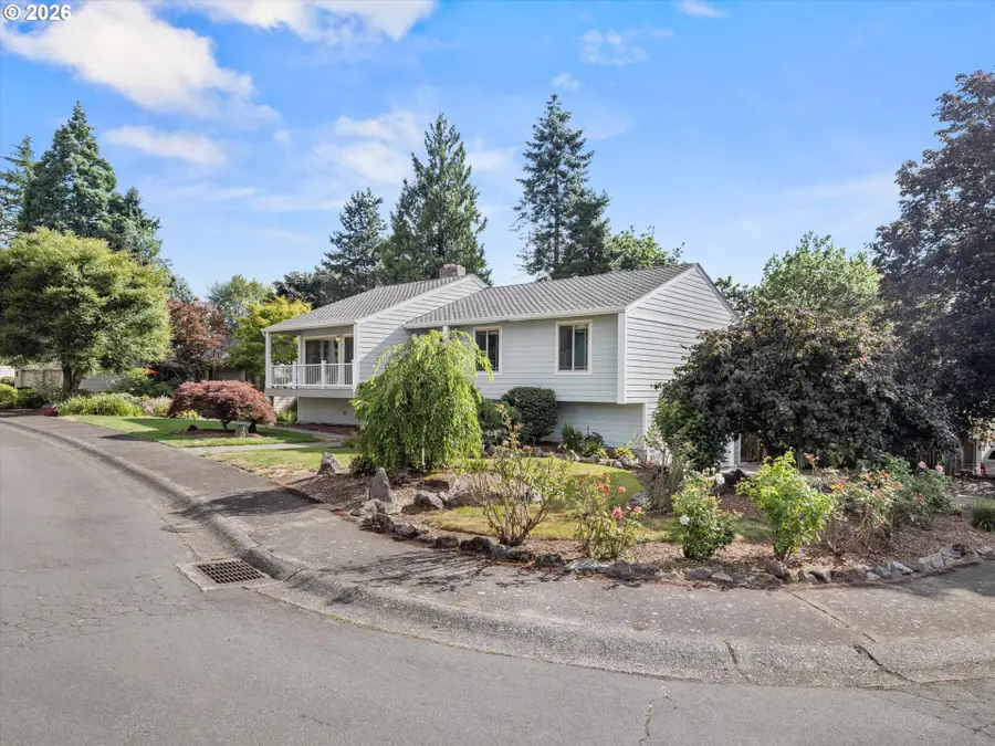 2498 Saddle Ct, Northwest Clackamas, OR 97068 - #2