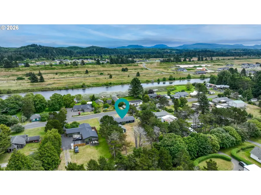 90364 Lewis Rd, Warrenton, OR 97146 - #3