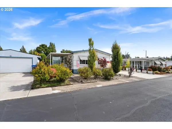 1055 N Lockhaven Dr, Keizer, OR 97303