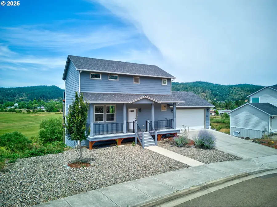 845 Forest Heights St, Sutherlin, OR 97479 - Image #3