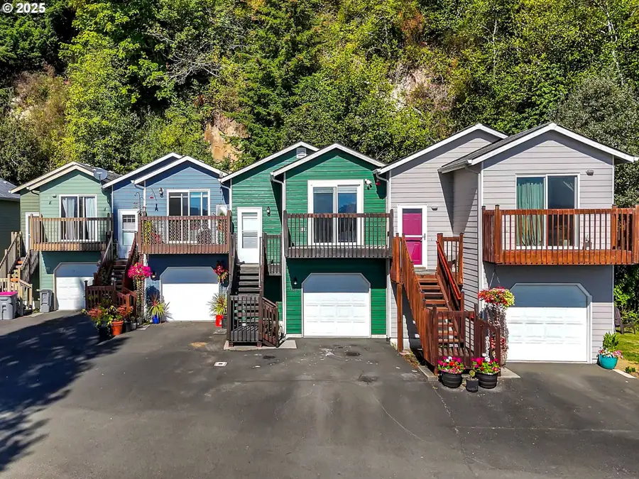 1362 Olney Ave, Astoria, OR 97103 - Image #2