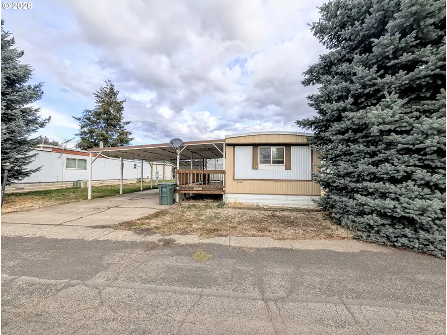 1806 26th St #22, La Grande, OR 97850 - #3