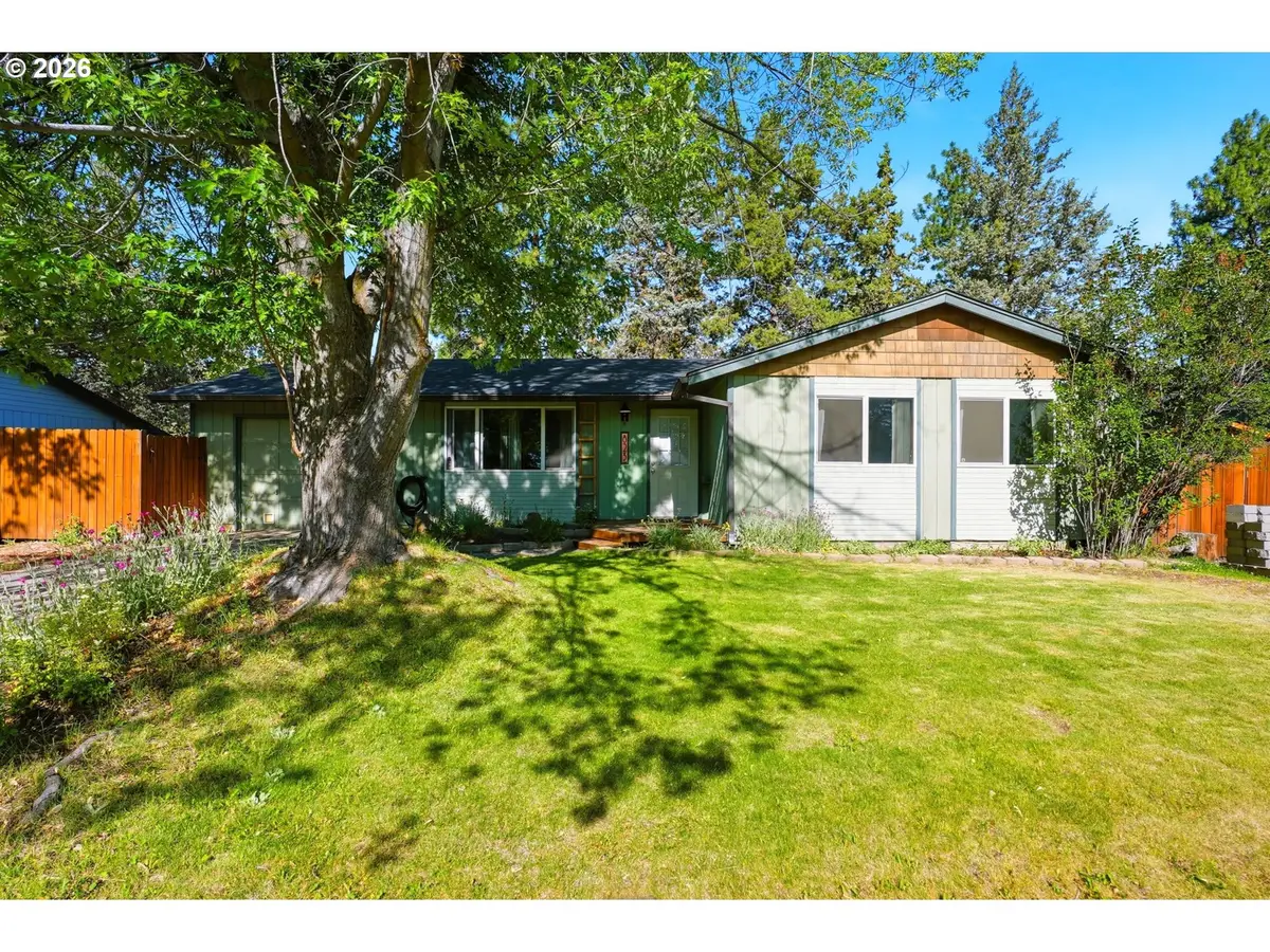 823 SE Polaris Ct, Bend, OR 97702 - #1