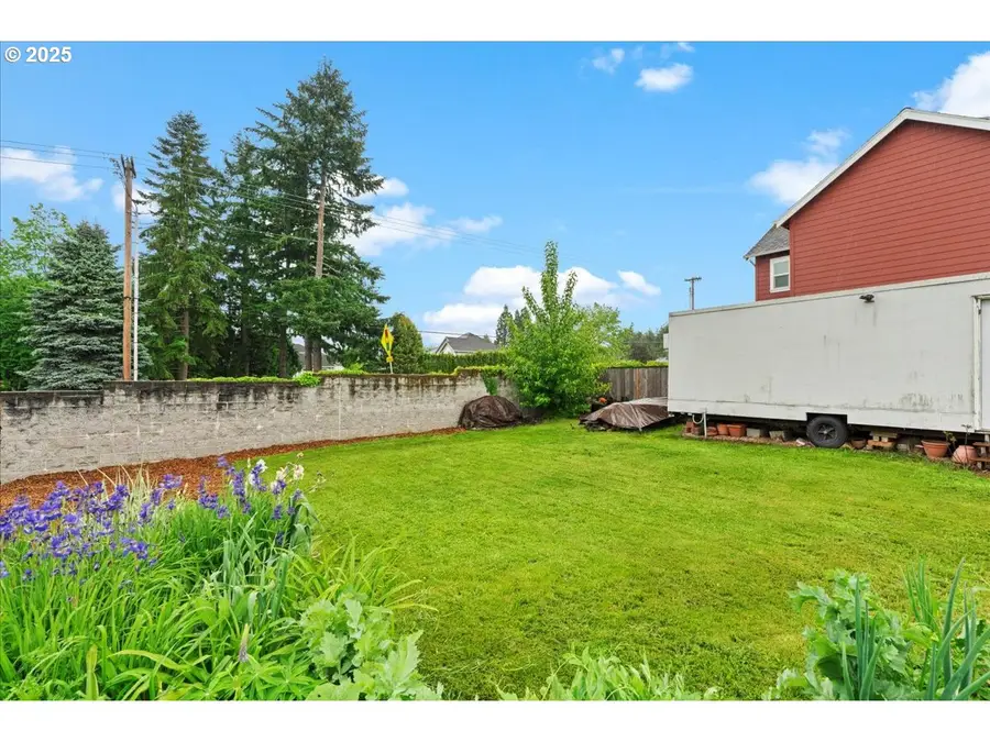 14881 NW Highcroft Ct, Bethany, OR 97229 - Image #2