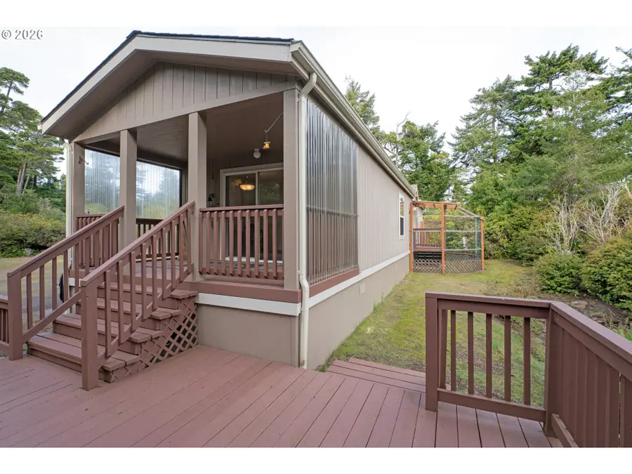 1600 Rhododendron Dr #200, Florence, OR 97439 - #2