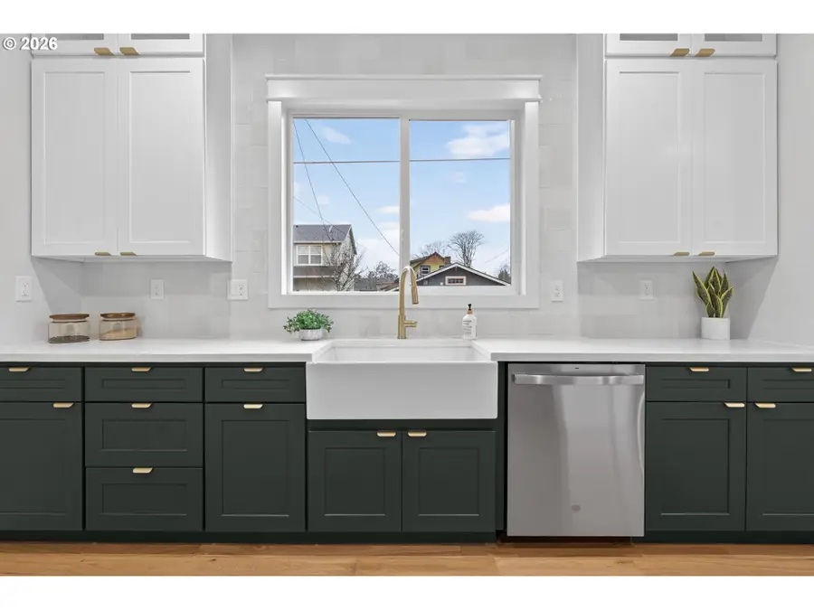 702 NE Rosa Parks Way, Portland, OR 97211 - #3