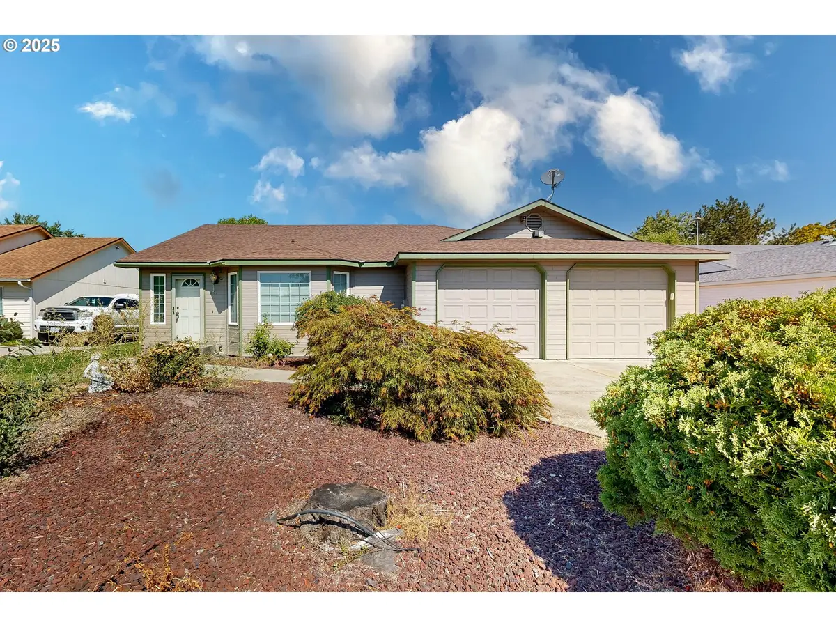 211 SE 20th Pl, Milton Freewater, OR 97862 - Image #1