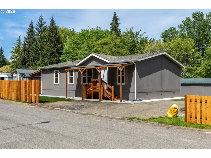 101 Sir Lancelot Dr, Castle Rock, WA 98611 - #2