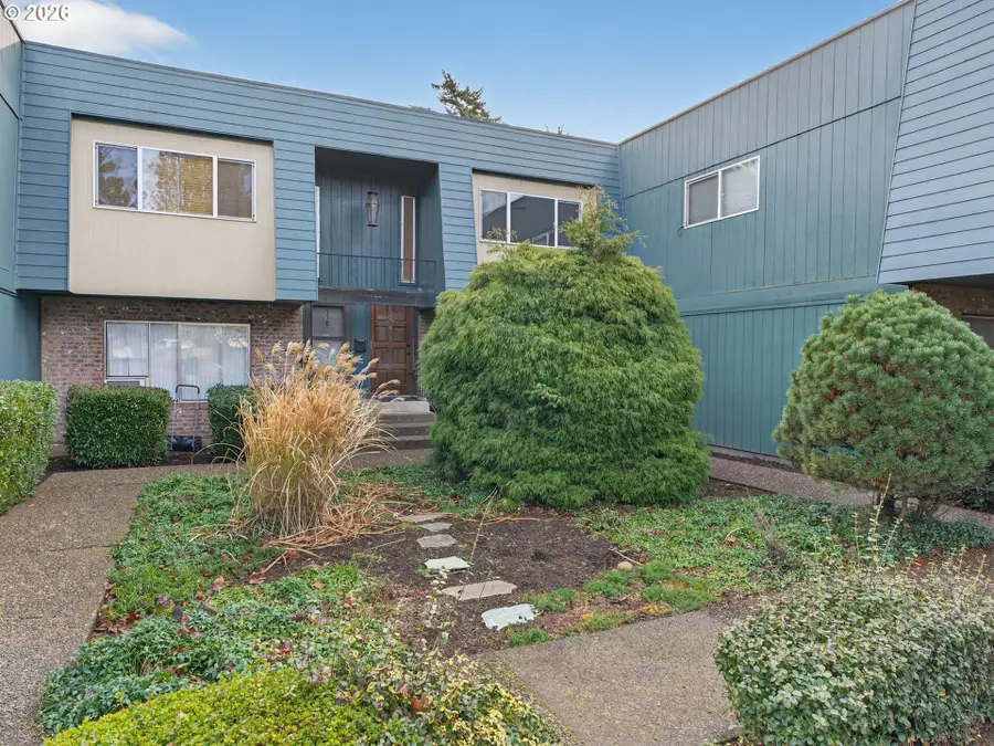 312 SE 133rd Ave, Portland, OR 97233 - #2