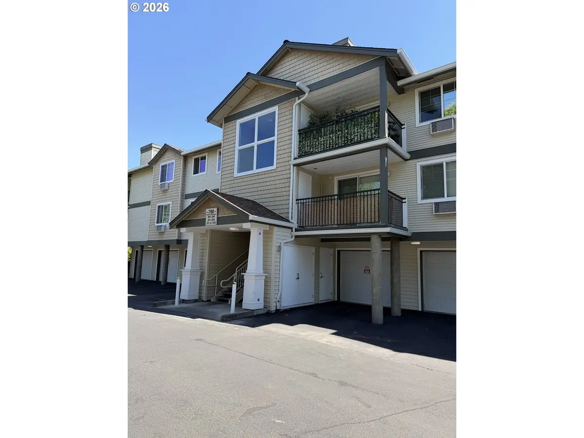 780 NW 185th Ave #204, Beaverton, OR 97006 - #1