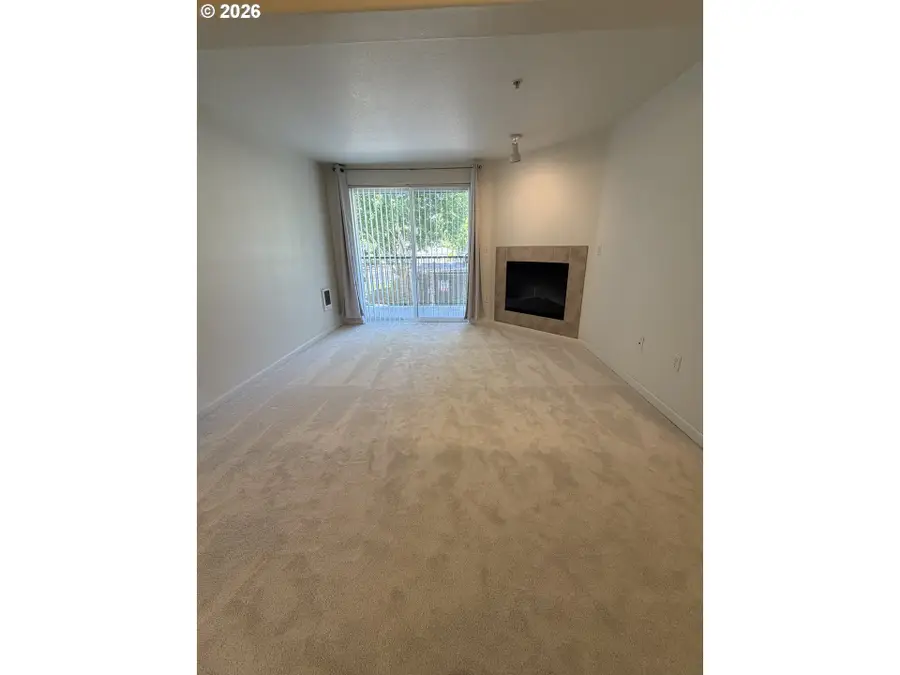780 NW 185th Ave #204, Beaverton, OR 97006 - #2
