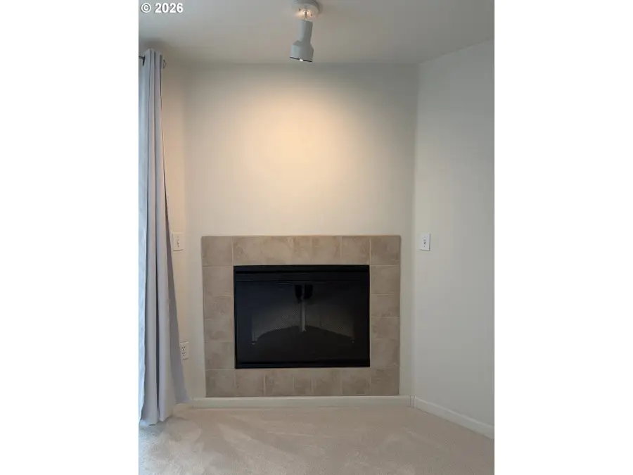 780 NW 185th Ave #204, Beaverton, OR 97006 - #3