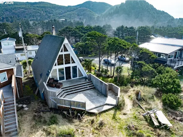 25780 Beach Dr, RockawayBeach, OR 97136