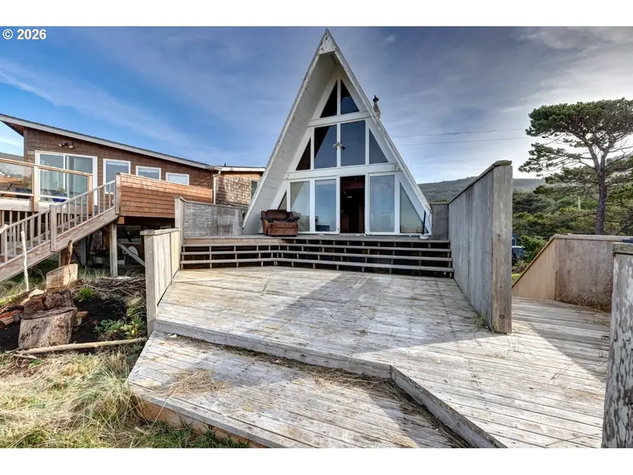 25780 Beach Dr, Rockaway Beach, OR 97136 - #2