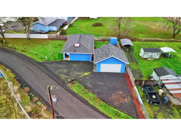75 Sturtevant Rd, Lebanon, OR 97355
