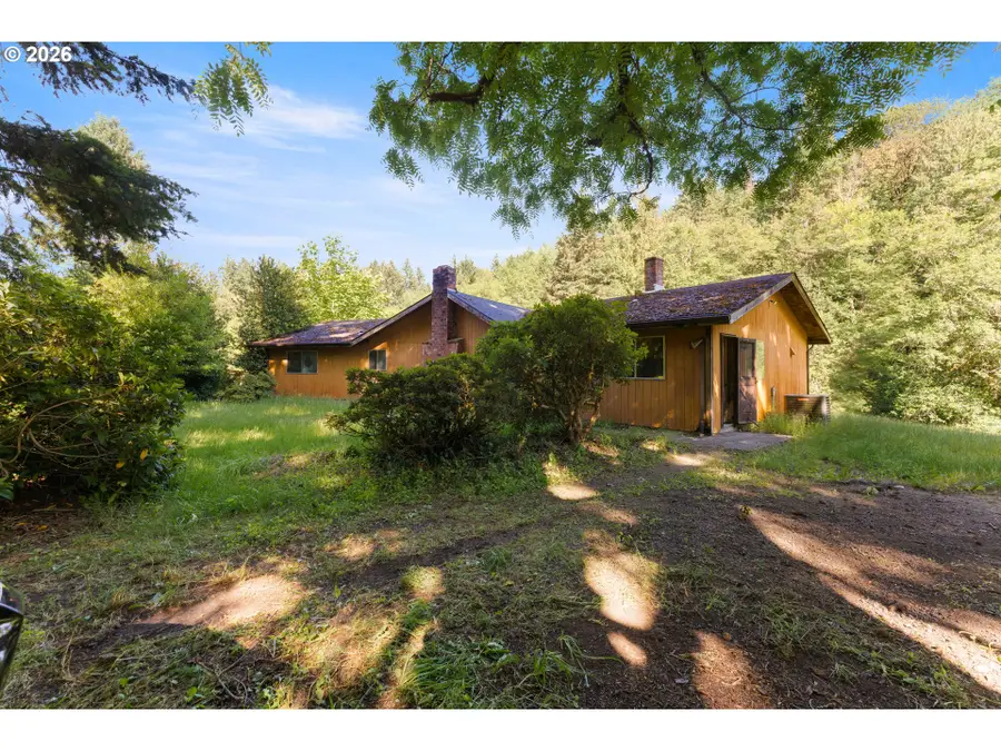 27480 Gibbs Rd, Scappoose, OR 97056 - #2