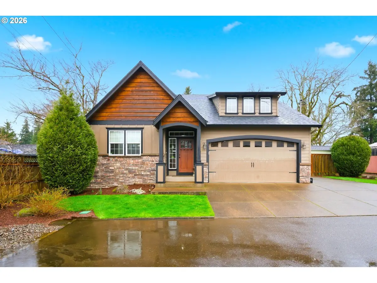 8117 Cox Ln, Gladstone, OR 97027 - #1