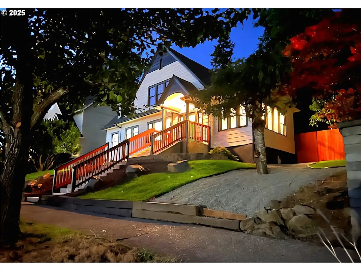 1024 SE Adams Ave, Chehalis, WA 98532 - #1