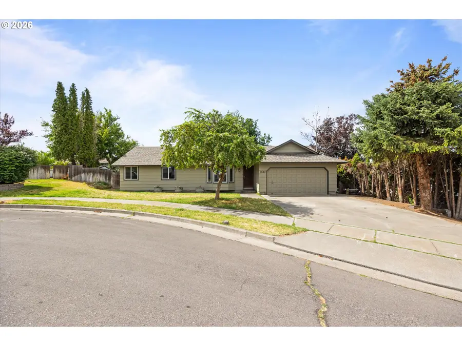 570 Sater Ct, Hermiston, OR 97838 - #2