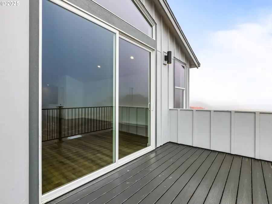 41920 Deschutes Ave, Sandy, OR 97055 - #3