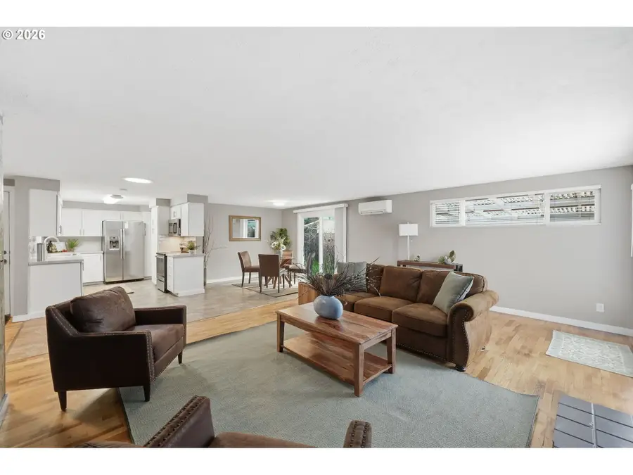 381 Marion Ln, Eugene, OR 97404 - Image #3