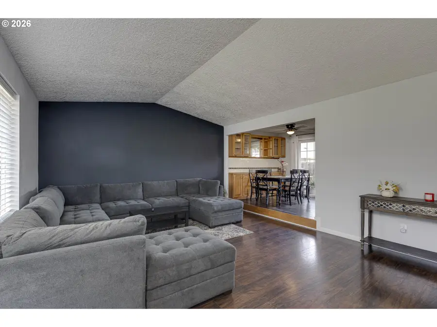 1022 NE 196th Ave, Portland, OR 97230 - #3