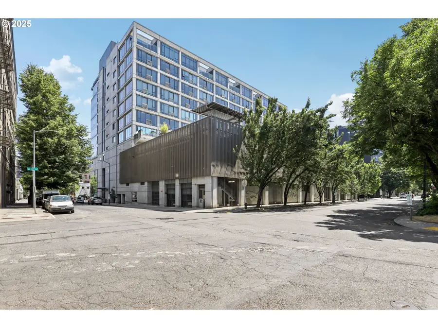 1410 NW Kearney St #717, Portland, OR 97209 - Image #2