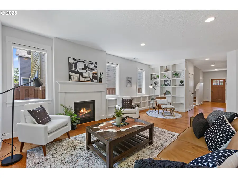 28537 Greenway Dr, Wilsonville, OR 97070 - Image #3