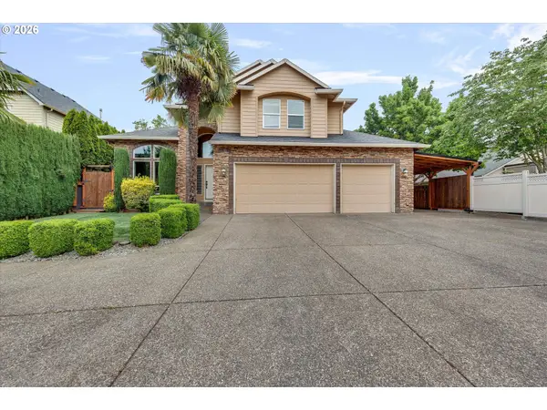 13048 SE Almond Ln, Clackamas, OR 97015