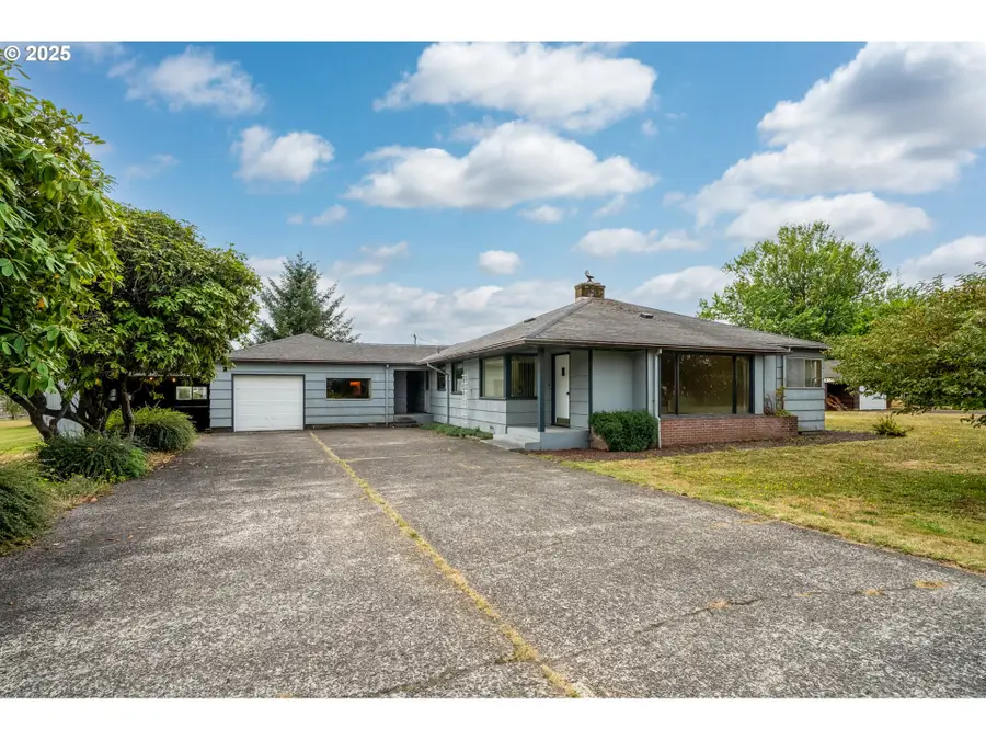 5305 Kenway Dr, Tillamook, OR 97141 - Image #2