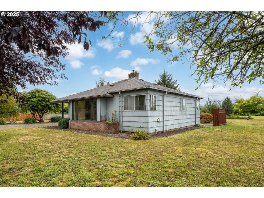 5305 Kenway Dr, Tillamook, OR 97141 - Image #3