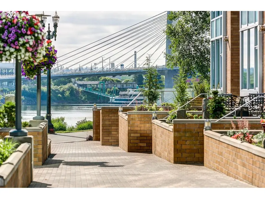 1920 S River Dr #1007, Portland, OR 97201 - #2