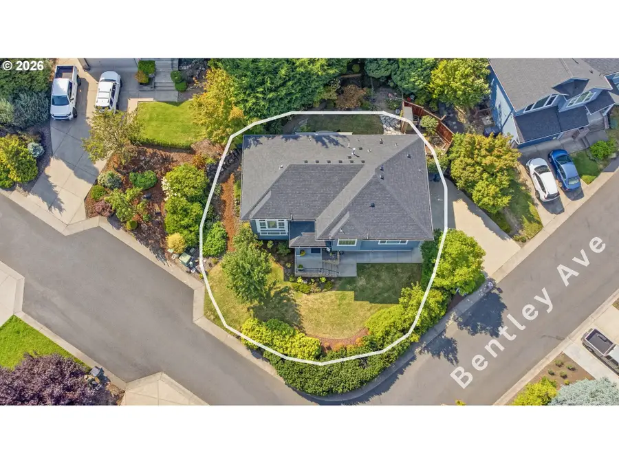 3387 Bentley Ave, Eugene, OR 97405 - #2