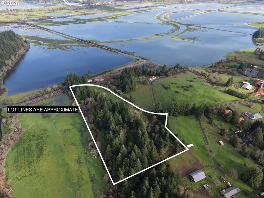 57334 Fat Elk Rd, Coquille, OR 97423 - Image #3
