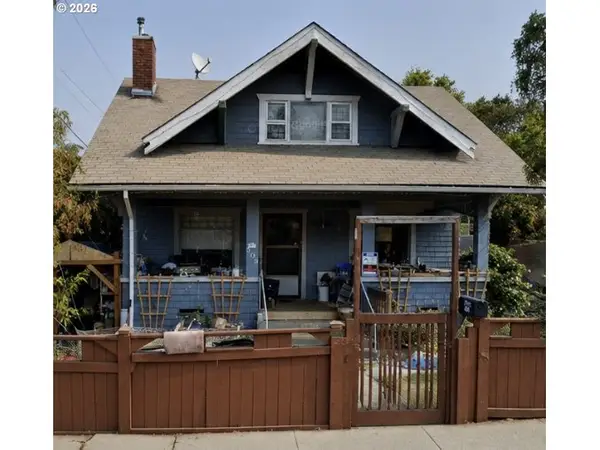 509 E 7th St, TheDalles, OR 97058