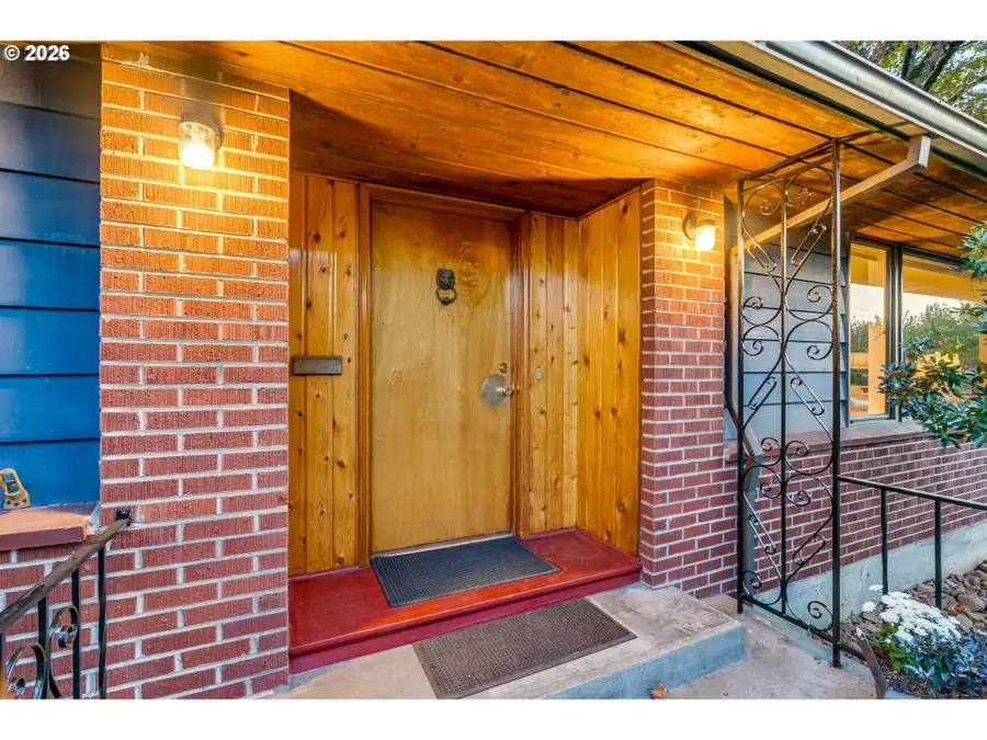 6626 SE Stark St, Portland, OR 97215 - #2