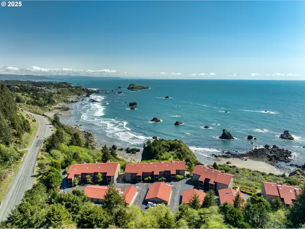 17744 Highway 101 #C-306, Brookings, OR 97415