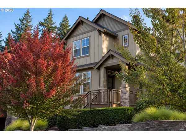 9349 SW Chopin Ln, Portland, OR 97225