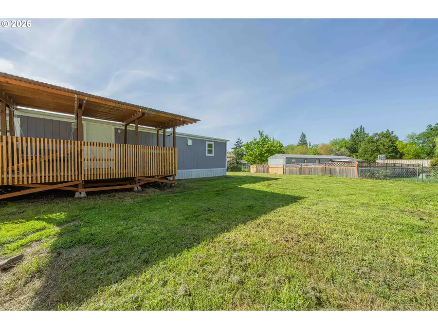 600 Leiken Ln, Roseburg, OR 97470 - #2