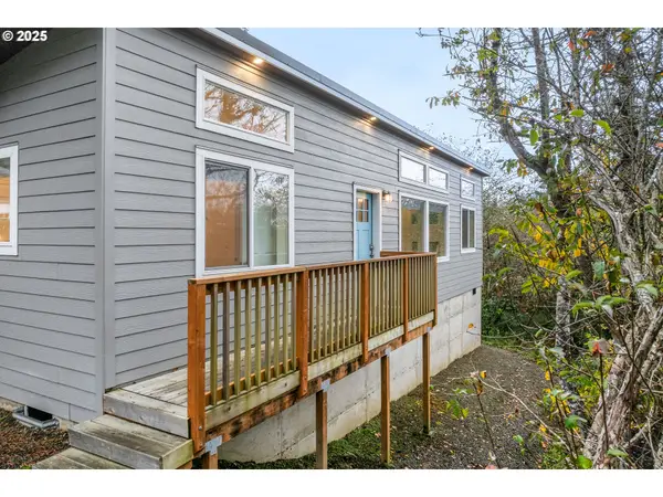 245 S Dolphin, RockawayBeach, OR 97136