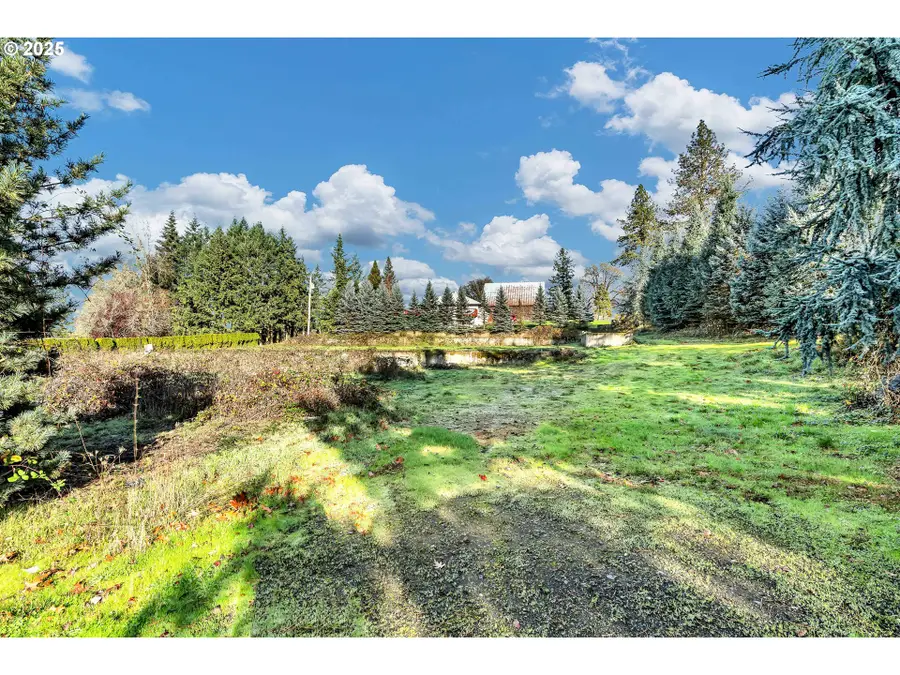 601 S Park St, Carlton, OR 97111 - Image #2