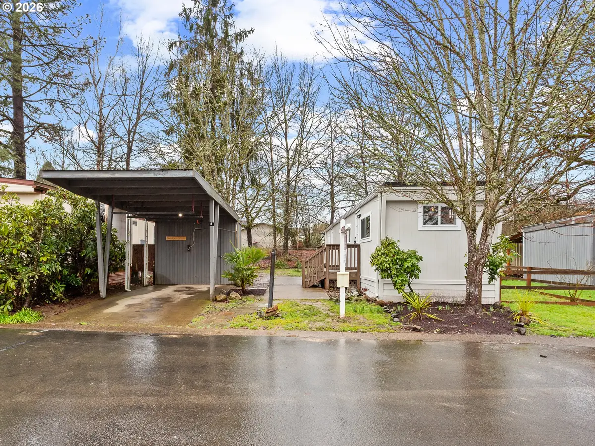 500 N Gilwood St #5, Carlton, OR 97111 - #1