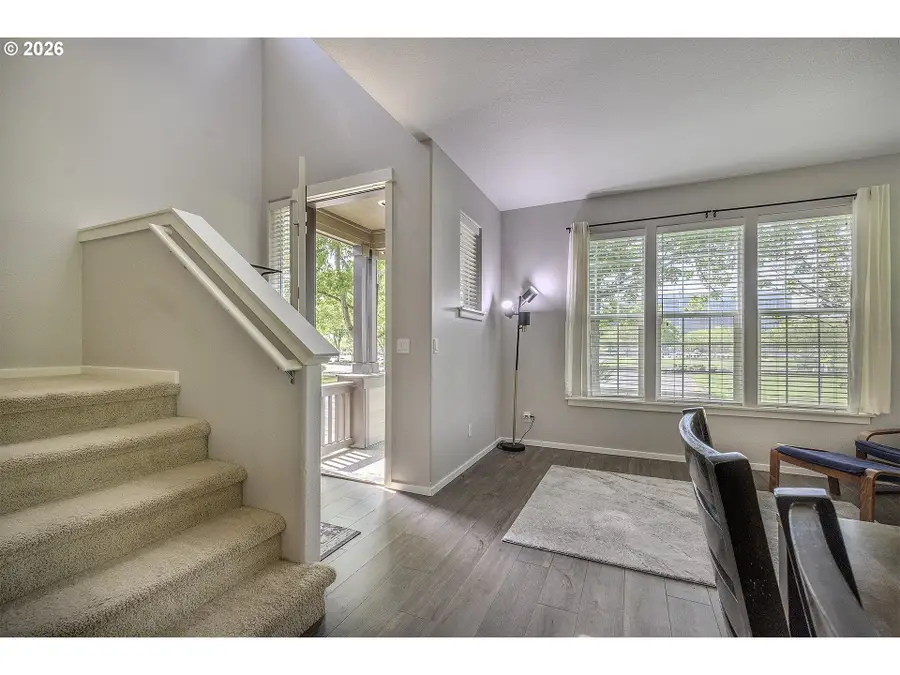 996 NE 73rd Ave, Hillsboro, OR 97124 - #3