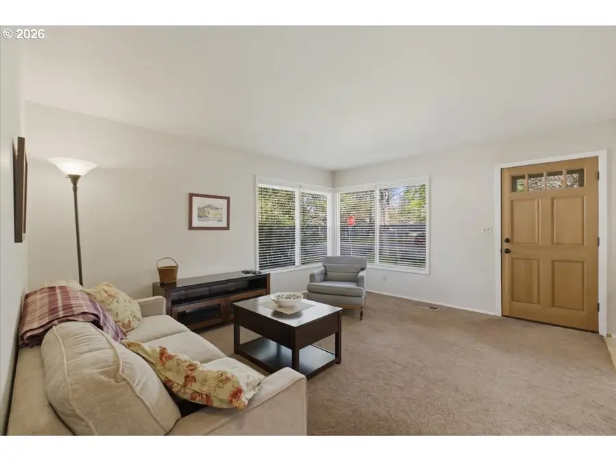 936 NW 34th St, Corvallis, OR 97330 - #2