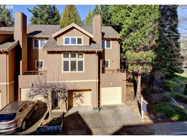 10205 NW Village Heights Dr, Portland, OR 97229