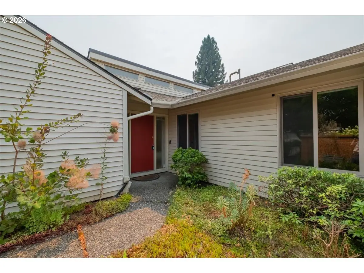 9480 SW Lakeside Dr, Tigard, OR 97224 - #1